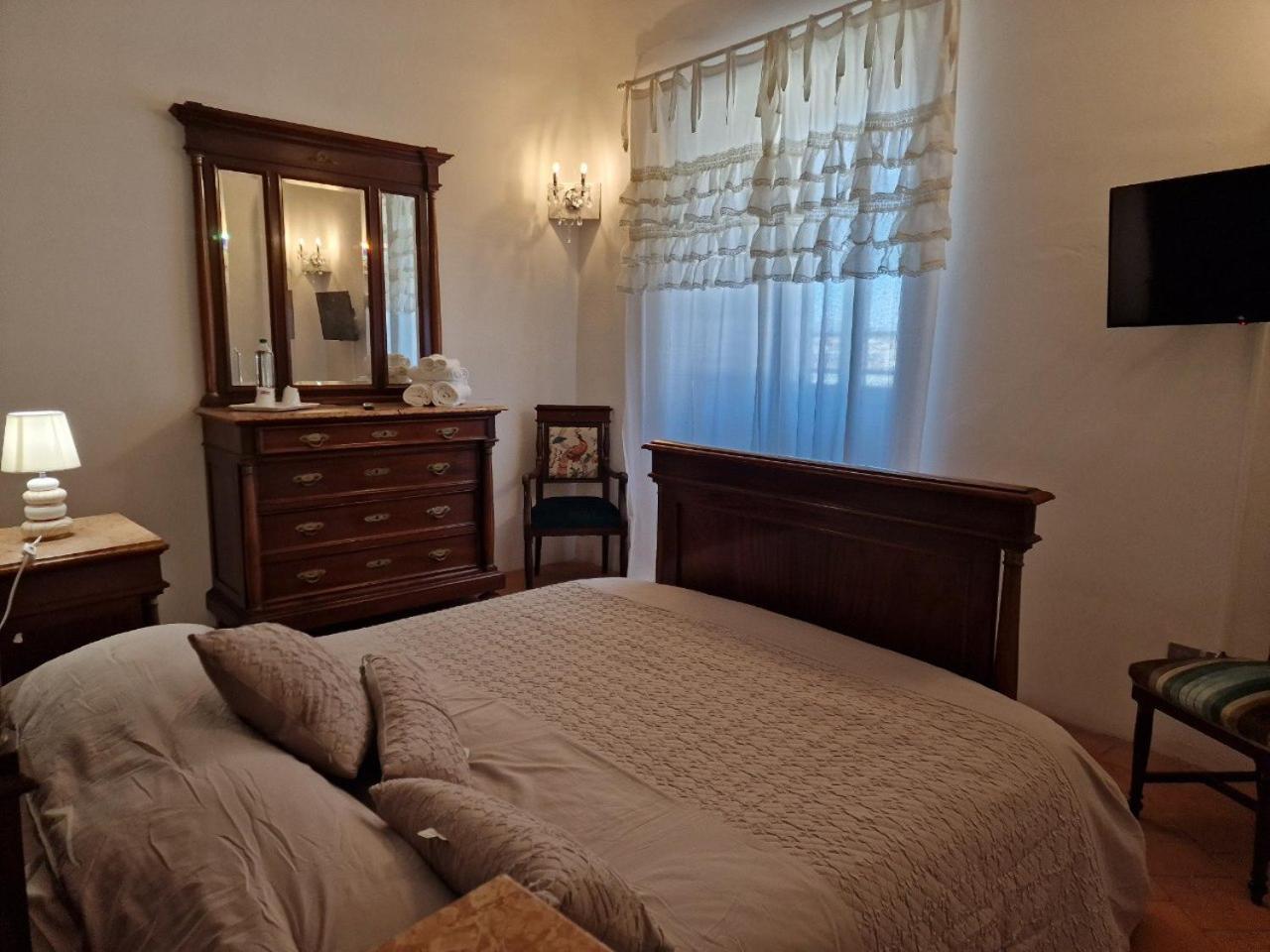 Bed and Breakfast Palazzo Palitti Roio Экстерьер фото