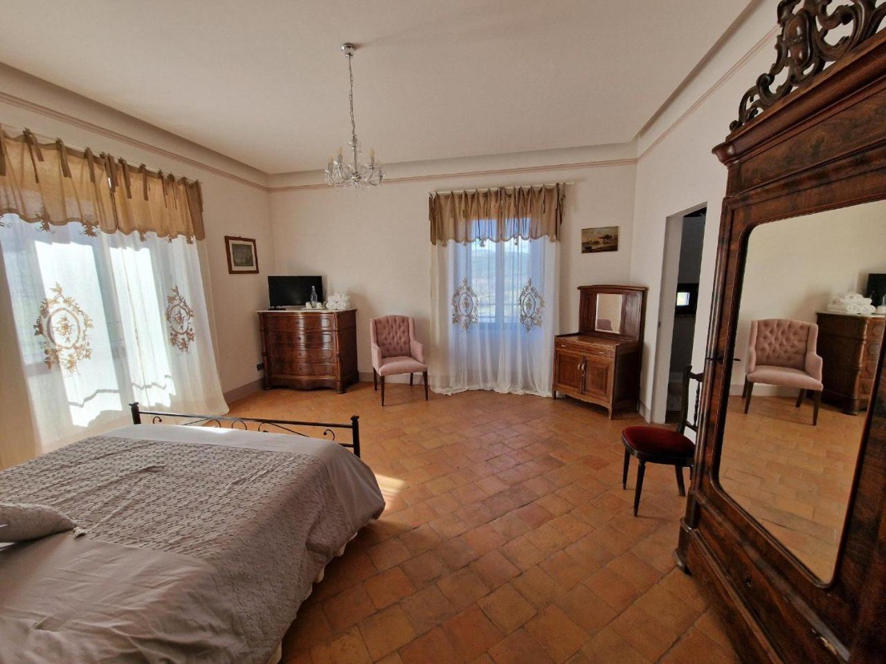 Bed and Breakfast Palazzo Palitti Roio Экстерьер фото